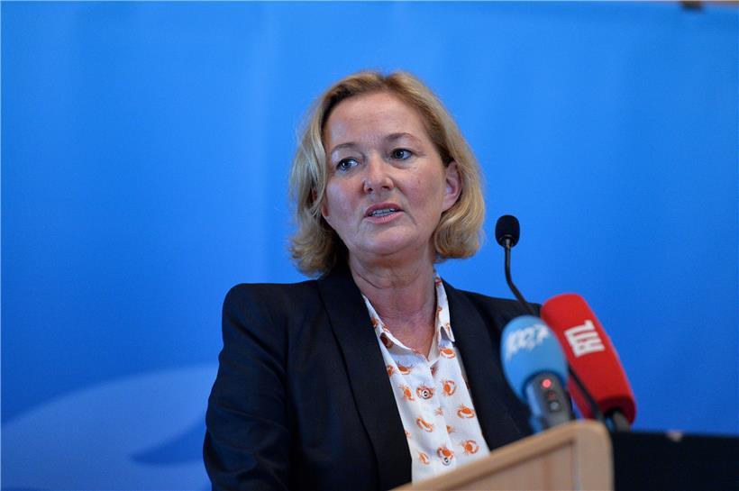 Viele Menschen haben sich im Urlaub mit dem Virus angesteckt, schreibt Gesundheitsministerin Paulette Lenert in ihrer Antwort auf eine parlamentarische Frage
