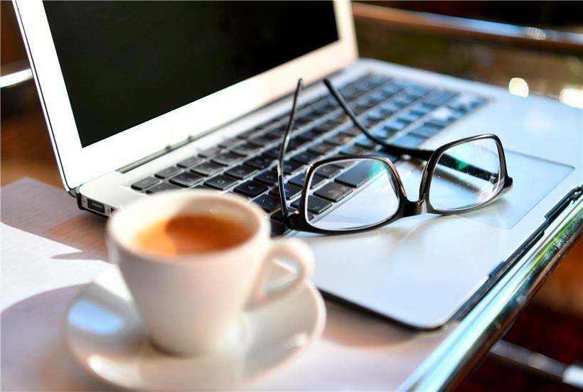 Viele Menschen in Luxemburg haben eine Arbeit, bei der sie nicht viel Arbeitsgerät außer einem Computer und einer stabilen Internetleitung brauchen
