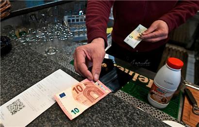 Viele Unternehmen profitieren von der Währungsumstellung, um ihre Gewinne in die Höhe zu treiben
