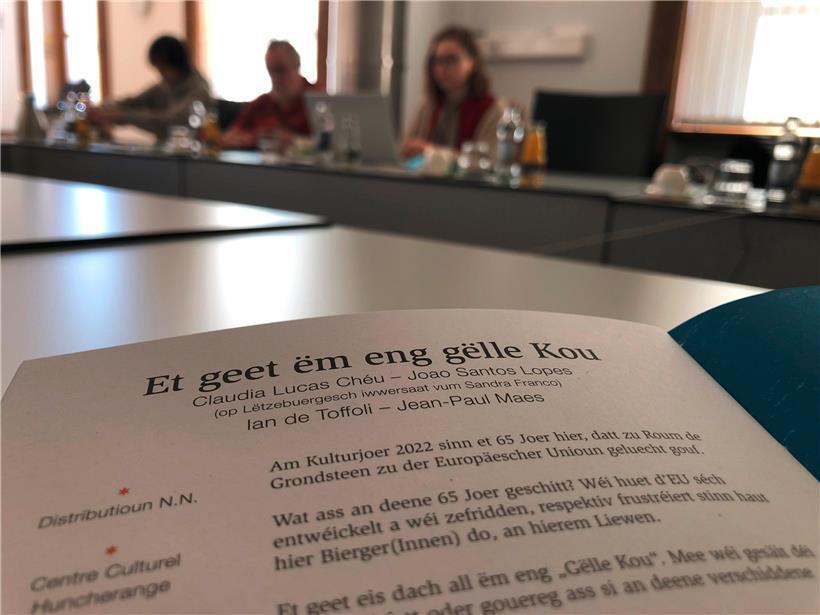 Vier verschiedene Urheber hat der Text zu „Et geet ëm eng gëlle Kou“ 
