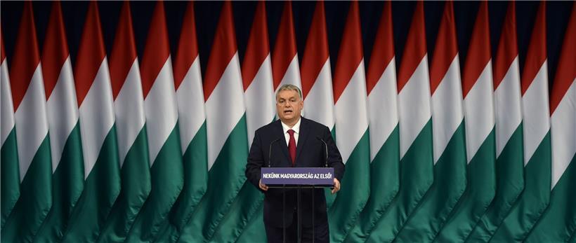 Viktor Orban irritiert die Nachbarstaaten mit Karten, die Ungarn bis an die Adria wachsen lassen
