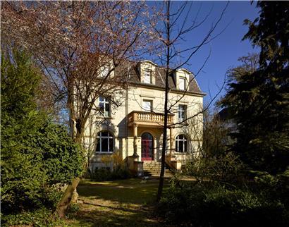 Villa des Direktors Arthur Kipgen, Leiter des Stahlwerks

