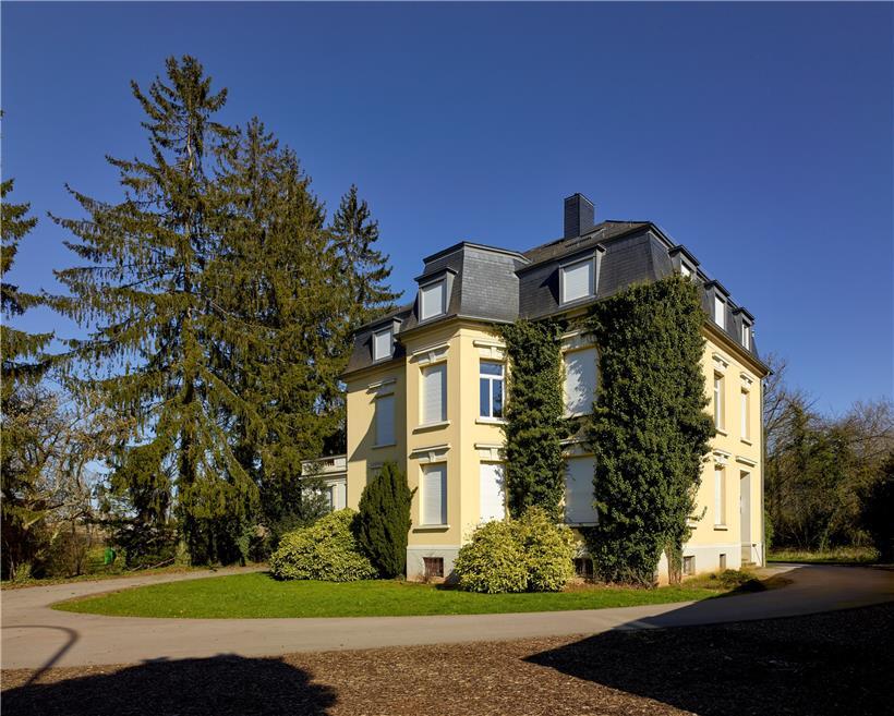 Villa des deutschen Ingenieurs Hubert Hoff, Betriebsleiter