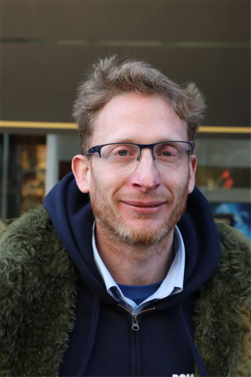 Vincent bewertet die Politik der letzten Jahre neutral
