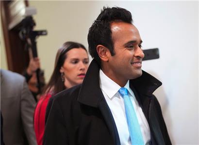 Vivek Ramaswamy soll zusammen mit Elon Musk die neue US-Agentur für effizientes Regieren leiten
