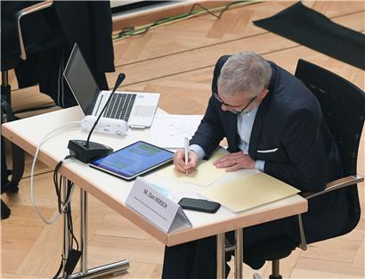 Vizepremier Dan Kersch bleibt dabei, dass Kurzarbeit den Beschäftigten vorbehalten bleiben müsse
