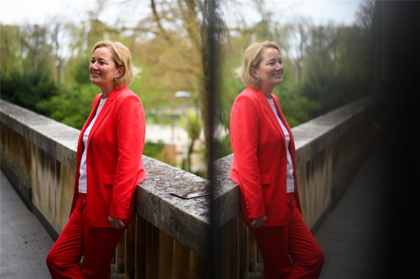 Vizepremierministerin Paulette Lenert (LSAP) äußert sich im Interview zum ersten Mal zum Ukraine-Krieg
