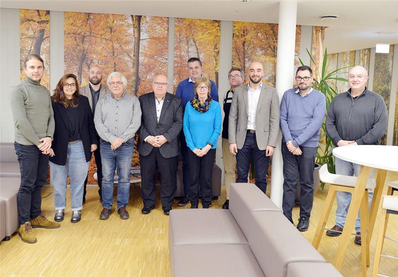 V.l.: Alain Herman (KPL), Nora Back (OGBL), Pitt Bach (OGBL), Ali Ruckert (KPL), Patrick Dury (LCGB), Sylvain Hoffmann (Direktor der „Chambre des salariés“), Irène Bigler (KPL), Frédéric Krier (OGBL), David Angel (OGBL), Christophe Knebeler (LCGB) und Edoardo Tiberi (KPL)
