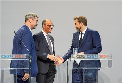 V.l.: Markus Söder (CSU), Friedrich Merz (CDU) und Lars Klingbeil (SPD)
