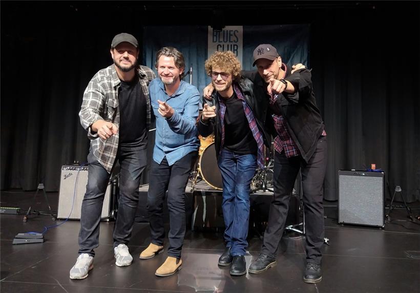 V.l.: Matt Santos (Hammond Organ und Blues Harp), Tom Lehnert (Drums), Bert Marijsse (Gesang und Gitarre) und Daniel Fastro (Bass)
