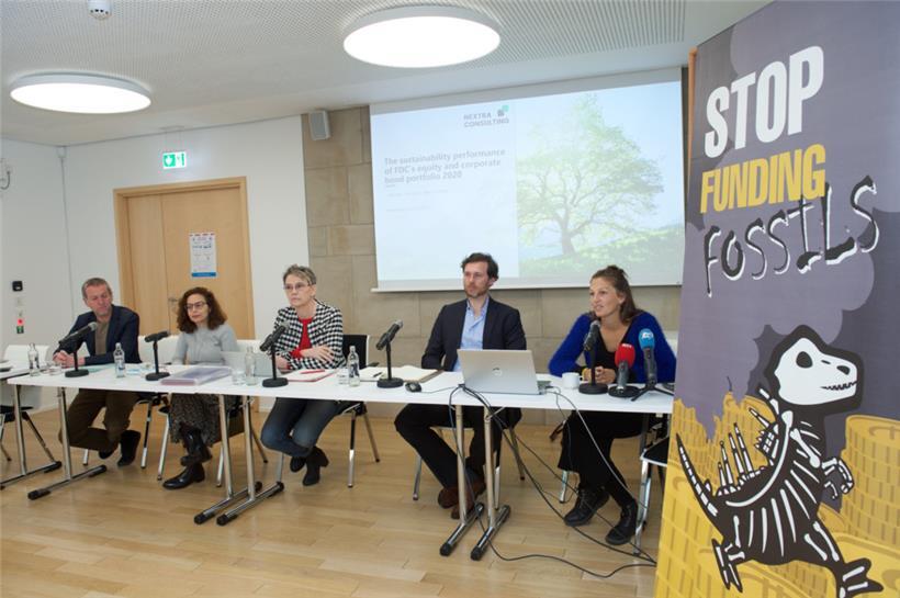 V.l.: Michael Lucas (ASTM), Antoniya Argirova (ASTM), Martina Holbach (Greenpeac...