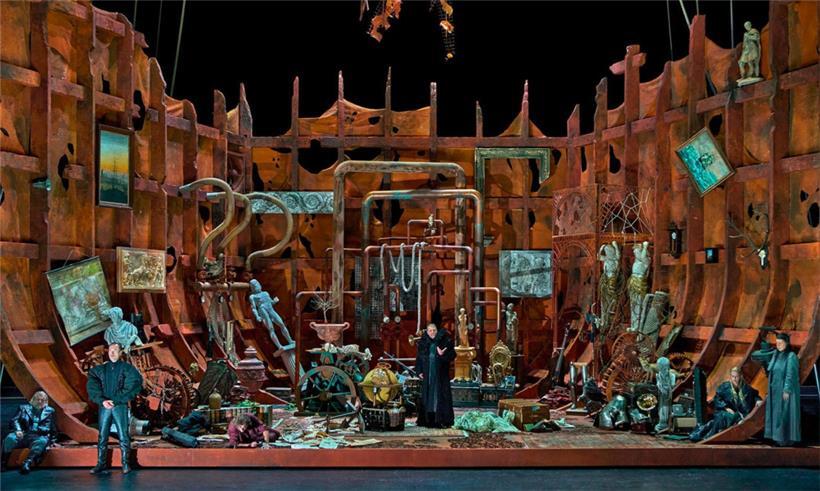 V.l.: Olafur Sigurdarson (Kurwenal), Birger Radde (Melot), Andreas Schager (Tristan), Günther Groissböck (Marke), Camilla Nylund (Isolde) und Christa Mayer (Brangäne)
