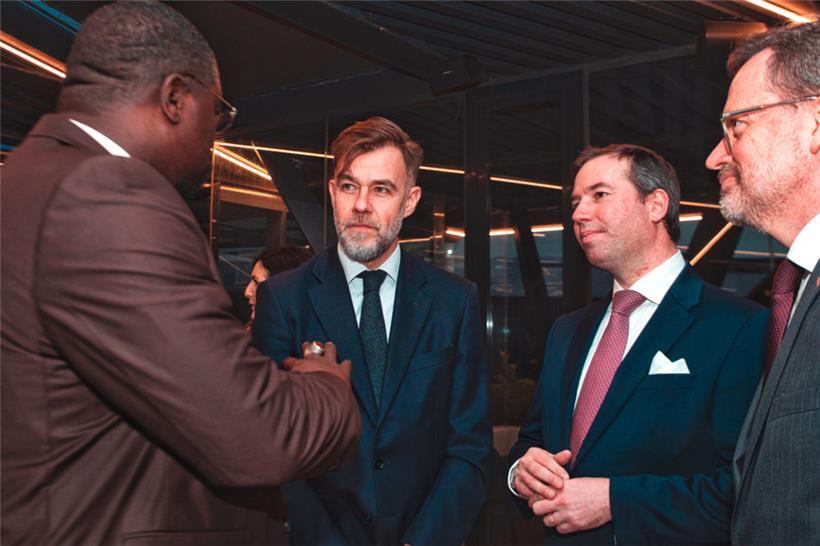 V.l.: Wirtschaftsminister Franz Fayot, Erbgroßherzog Guillaume und Georges Terne...