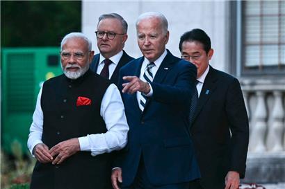 V.l.: der indische Regierungschef Narendra Modi, Australiens Premierminister Anthony Albanese, US-Präsident Joe Biden und der japanische Premier Fumio Kishida trafen sich in Wilmington, Delaware
