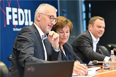 V.l.: der neue Präsident Georges Rassel, seine Vorgängerin Michèle Detaille und Fedil-Direktor René Winkin
