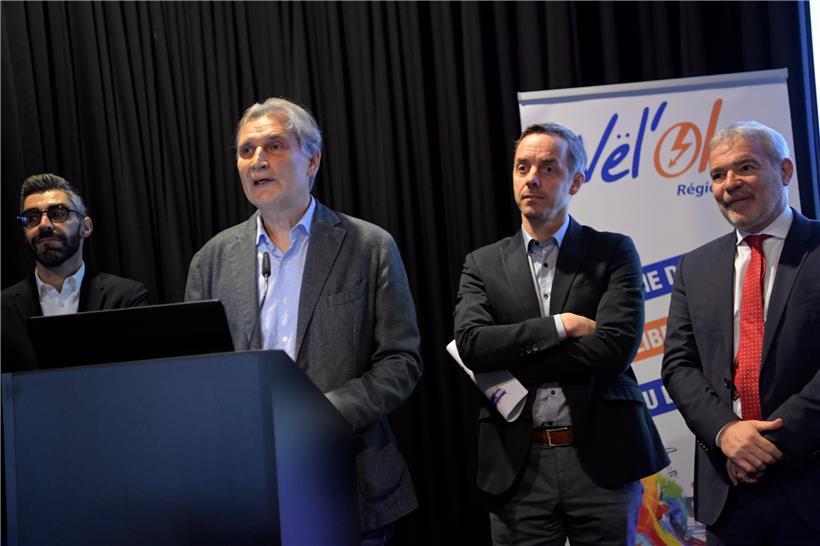 V.l.n.r.: CIGL-Esch-Koordinator Carlos Breda, CIGL-Esch-Präsident Fritz Remackel, Bürgermeister Georges Mischo und Arbeitsminister Dan Kersch 
