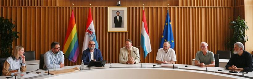 V.l.n.r.: Editpress-Generaldirektorin Michelle Cloos, Gérard Thein und Steve Faltz (EVBC), Bürgermeister Christian Weis, Sudstroum-Co-Direktor Torsten Schockmel, Jean-Claude Adler und Carlos Guedes (EVBC)
