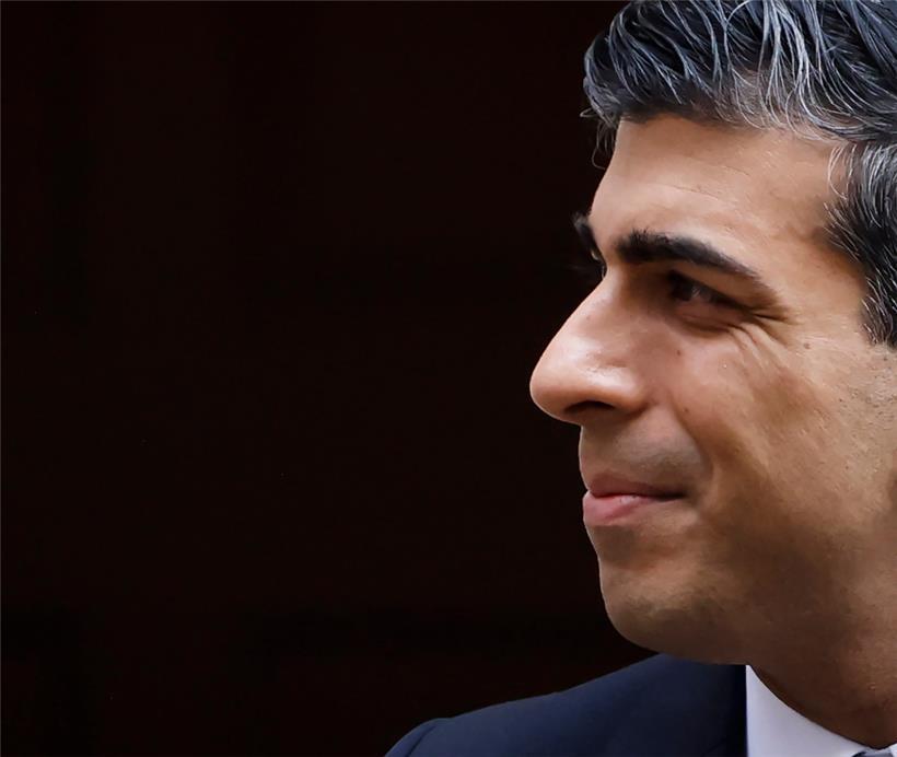 Von der 11 Downing Street, dem offiziellen Wohnsitz des britischen Schatzkanzlers, in die 10 Downing Street: Rishi Sunak
