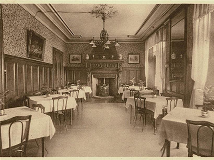 Today nothing of the former splendor of the dining room can be seen