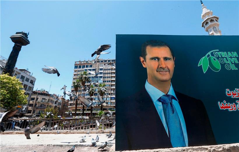 Von drei Kandidaten ist nur einer sichtbar: Baschar al-Assad

