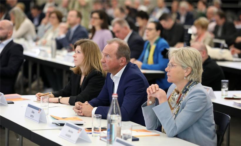 Von links: Anne Logelin, Gilles Roth und Martine Hansen
