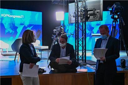 Von links nach rechts: Corinne Cahen, Xavier Bettel, Claude Lamberty – die Protagonisten des Abends
