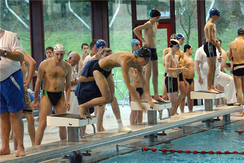 Vor allem beim Schwimmunterricht macht sich der Zeitmangel bemerkbar
