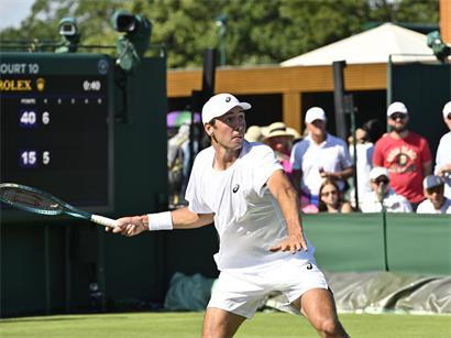Chris Rodesch beim Wimbledon-Tennisturnier, erreicht Hauptfeld vor einem Jahr, professionelle Tennisszene