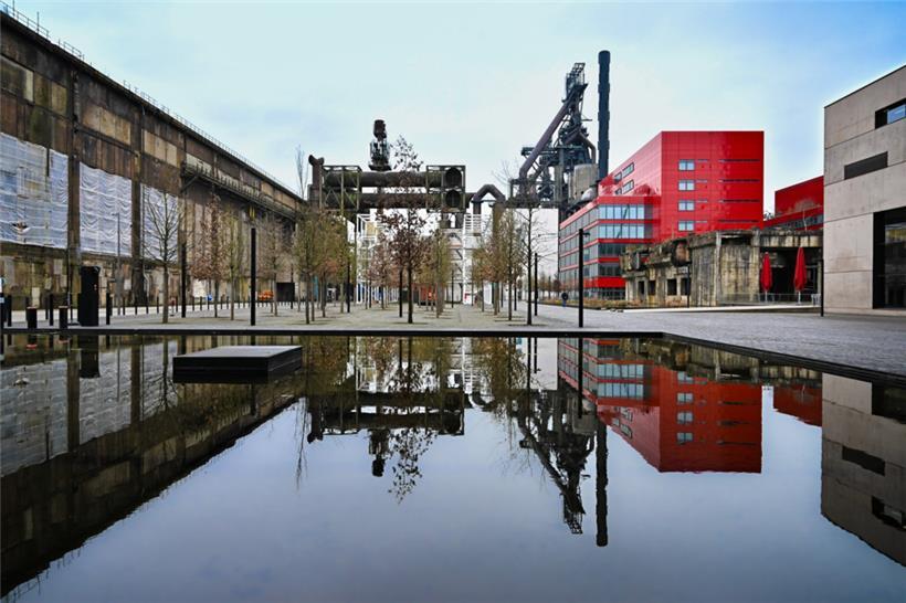 Vor einer Kita wurde am Dienstagmorgen ein toter Mann gefunden
