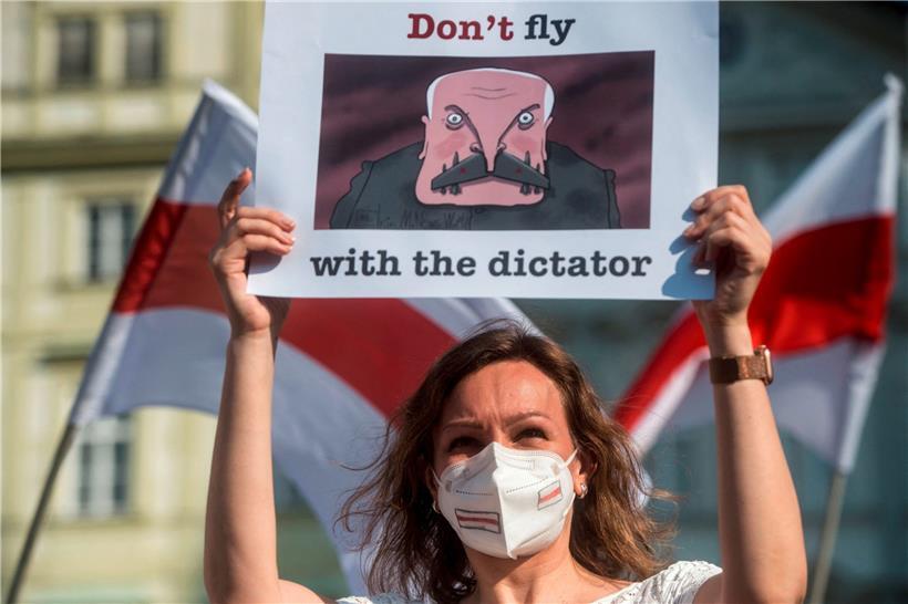 Vor einigen Tagen hielt sich die belarussische Oppositionspolitikerin Swetlana Tichanowskaja in Prag auf, wo sie von Protestlern Unterstützung erhielt
