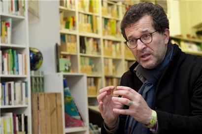 Vor genau zwei Wochen hat Außenminister Jean Asselborn (LSAP) Luxemburgs Position zur EU-Gesetzesinitiative für ein Lieferkettengesetz deutlich gemacht. Die „Initiative pour un devoir de vigilance“ und ihr Co-Koordinator Jean Louis Zeien üben heftige Kritik und attestieren der Regierung ein „Glaubwürdigkeitsproblem“.
