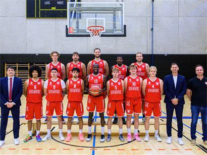 Vordere Reihe (v.l.): Adam Radomirovic (Coach), Angelo Caruso, Jérôme Besenius, Sean Lopez, Antonio Bivins, Samuel Rehak, Leo Backes, Noah Kraama, Uros Niksic (Assistant-Coach), Jérôme Stoffel (Präsident); hintere Reihe: Cassian Matgen, Kley Cirikovic, Jeff Keller, Malcolm Richardson, Aleksandar Babic