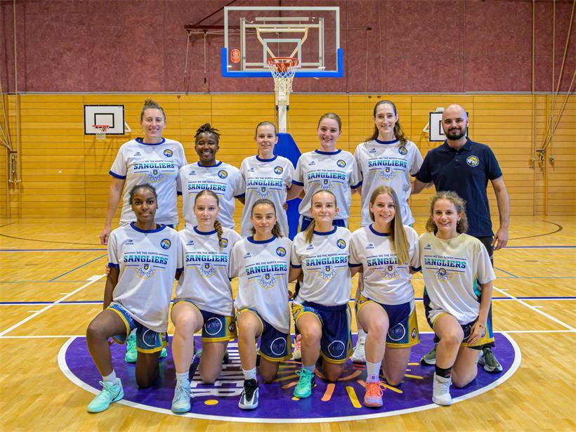 Vordere Reihe (v.l.): Lou-Andréa Foutey Fonkam, Lou Biver, Chiara Giorgio, Lena Hodzic, Mia Lieffrig, Lara Corron; hintere Reihe (v.l.): Cerie Mosgrove, Da‘Ja Green, Anne Meyers, Lara Graglia, Abby Niehues, João Guerra (Coach)