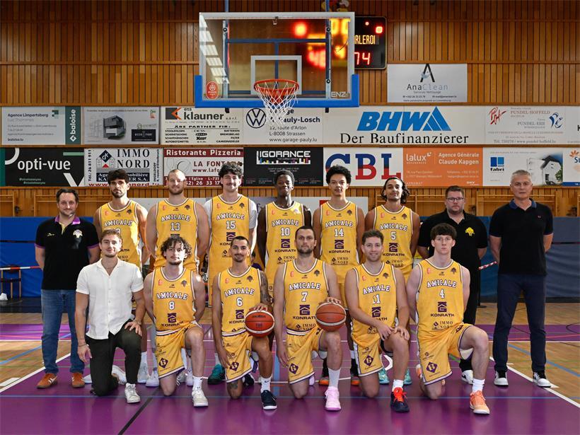 Vordere Reihe (v.l.): Tom Konen, Sean Bugeja, Noah Medeot, Scott Morton, Trey Phipps, Jules Reuter; hintere Reihe (v.l.): Steve Hottier (Physiotherapeut), Jonas Theisen, Alex Laurent, Landon Seaman, Modou Thiam Diop, Noah Daleiden, Antoine Medeot, Sam Welter (Assistant-Coach), Darko Ristic (Coach)