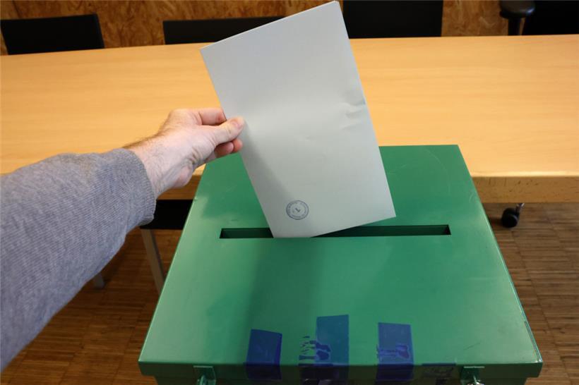 Wählen gehen – das darf jeder, oder? Nicht ganz, bei Verurteilungen kann das Recht entzogen werden.
