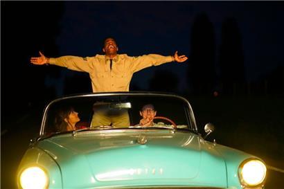 Während „Maestro“ von Bradley Cooper ein durchwachsener Film mit einigen erhabenen Momenten ist, ist „Le temps d’aimer“ ein erhaben schlechter Film mit guten Absichten
