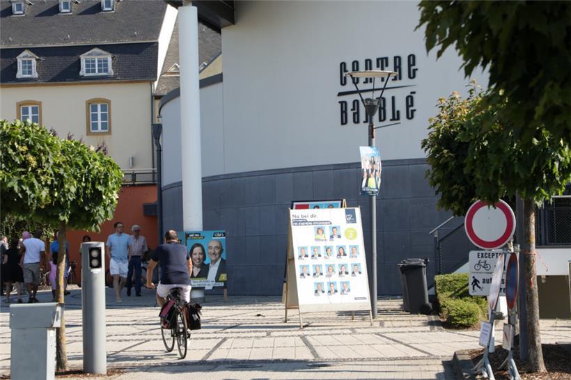 Wahlbüro im „Centre culturel Paul Barblé“ in Strassen
