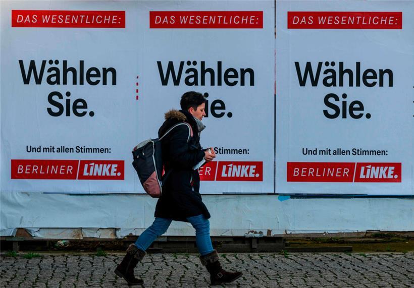 Wahlplakate von „Die Linke“ im Berliner Stadtbild
