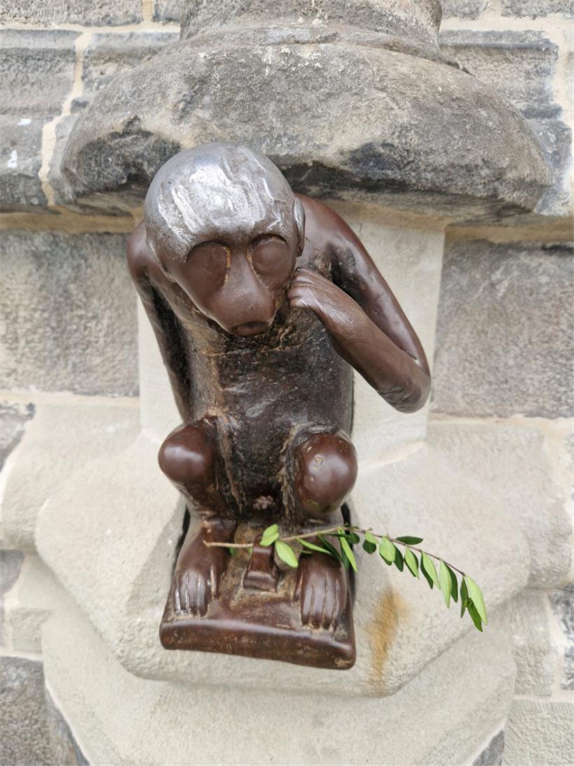 Wahrzeichen der Stadt: ein Äffchen
