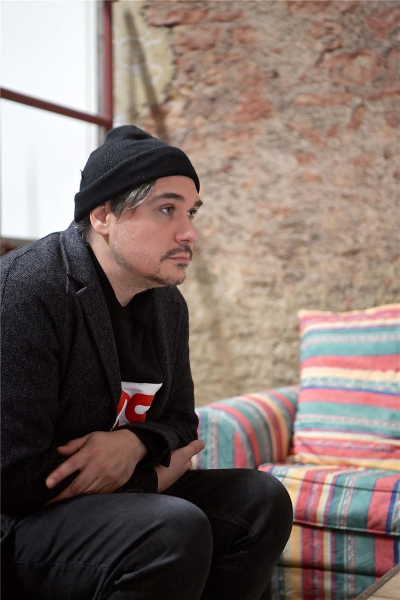 Warten auf das neue Album: Nicolas „Pzey“ Przeor, Gitarrist von Mutiny on the Bounty
