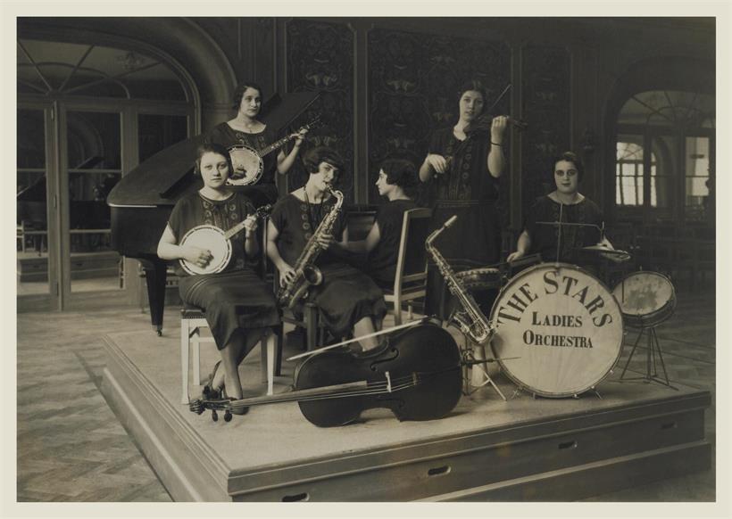 Was es mit diesem „Ladies Orchestra“ auf sich hat, erfahren Sie im Kasten „Breaking Out“