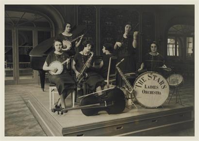 Was es mit diesem „Ladies Orchestra“ auf sich hat, erfahren Sie im Kasten „Breaking Out“