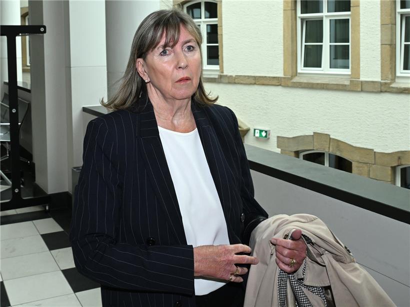 Bürgermeisterin Lydie Polfere als Zeugin vor Gericht am Montag, Fragestellung „Was hätten wir anders machen müssen?“