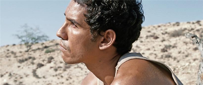 Was sehr oft übersehen wird beim Nation-Branding-Gedöhns um Vicky Krieps, ist die Tatsache, dass nicht nur sie den Preis der besten Performance in Cannes erhielt, sondern auch Adam Bessa für seine Rolle als Ali in „Harka“
