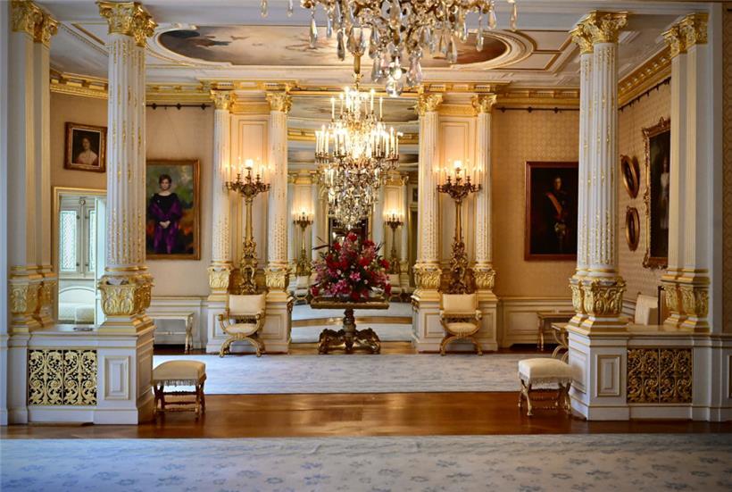 Was zum Galadinner serviert wird, darüber hüllt der großherzogliche Hof im Vorfeld noch den Mantel des Schweigens – zu den Vorbereitungsarbeiten gibt es aber Einblicke
