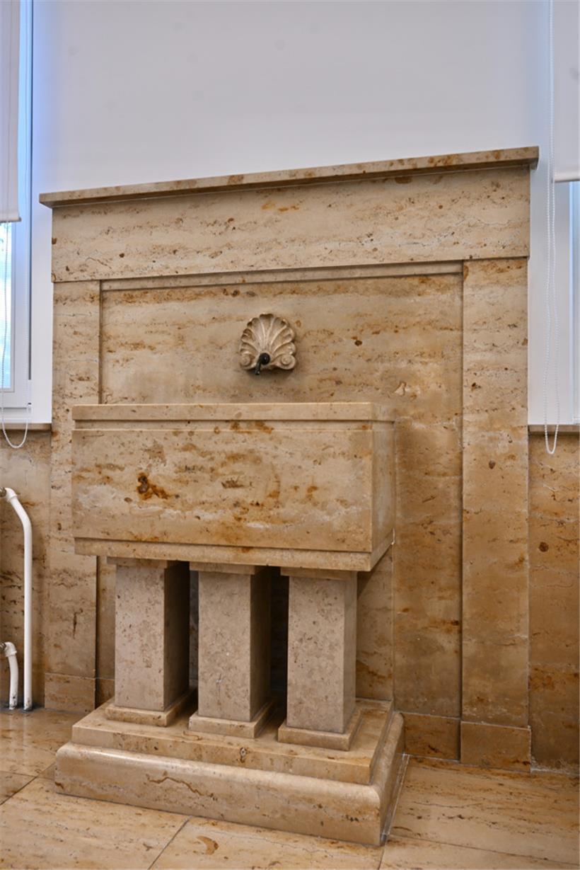 Waschbecken aus dem frühen 20. Jahrhundert