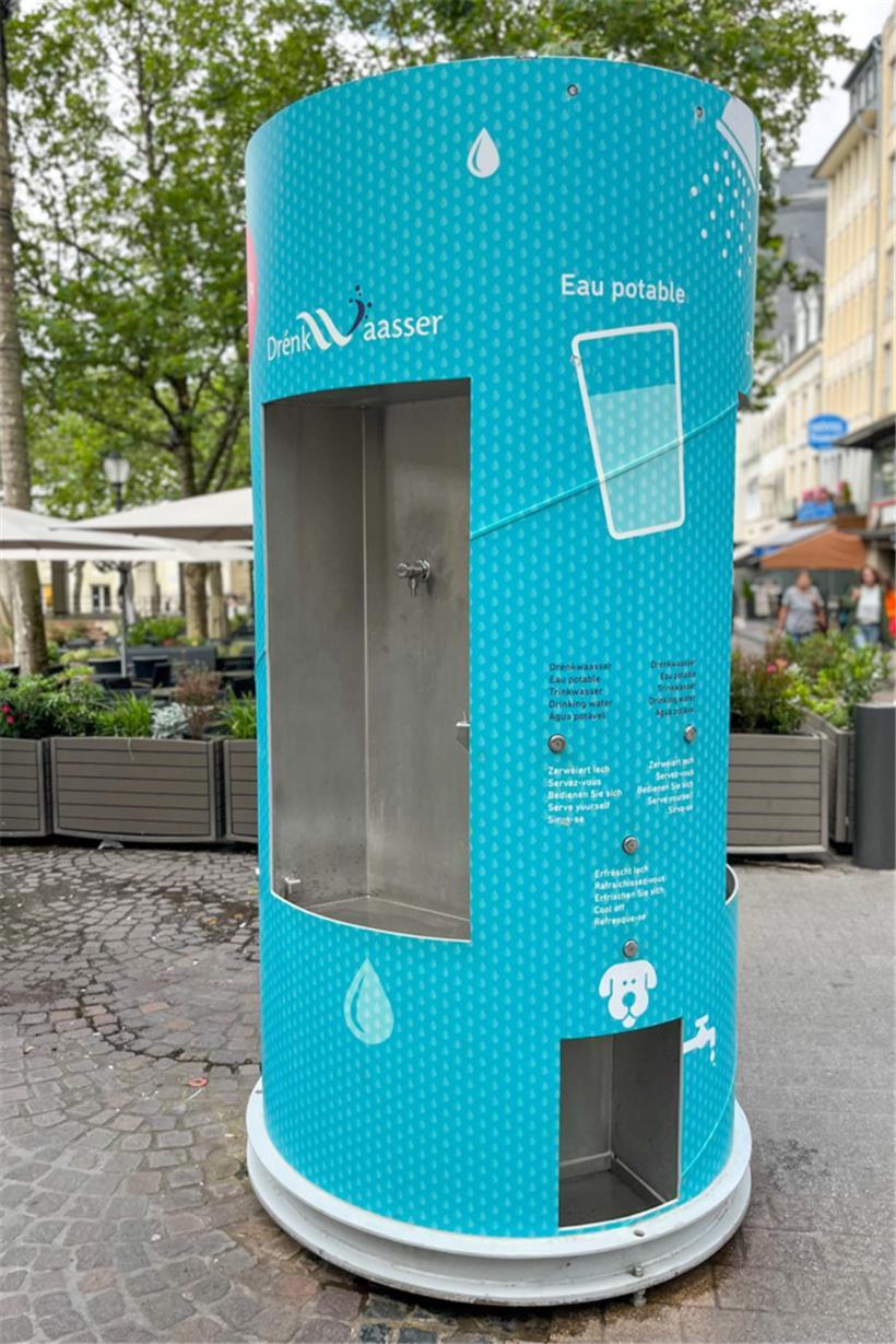 Wasserspender auf der Place d’Armes