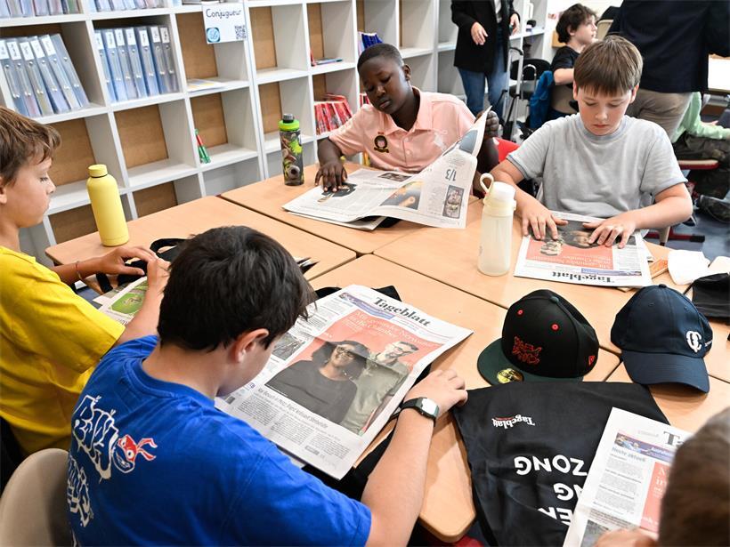  Nachwuchsjournalisten stellen die richtigen Fragen: Zu Besuch in der Grundschule in Münsbach