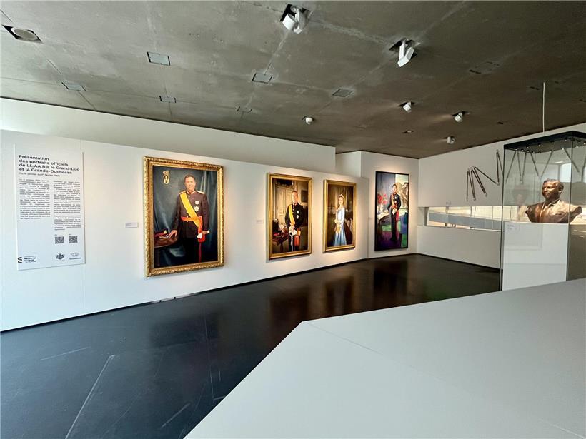 Hof präsentiert neue Porträts des großherzoglichen Paars im „Nationalmusée“