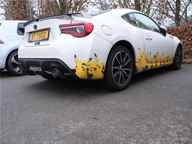 Ein Raum voller Geschichten – Ein Rundgang über den „Geek-Floumaart“ in der „Schungfabrik“